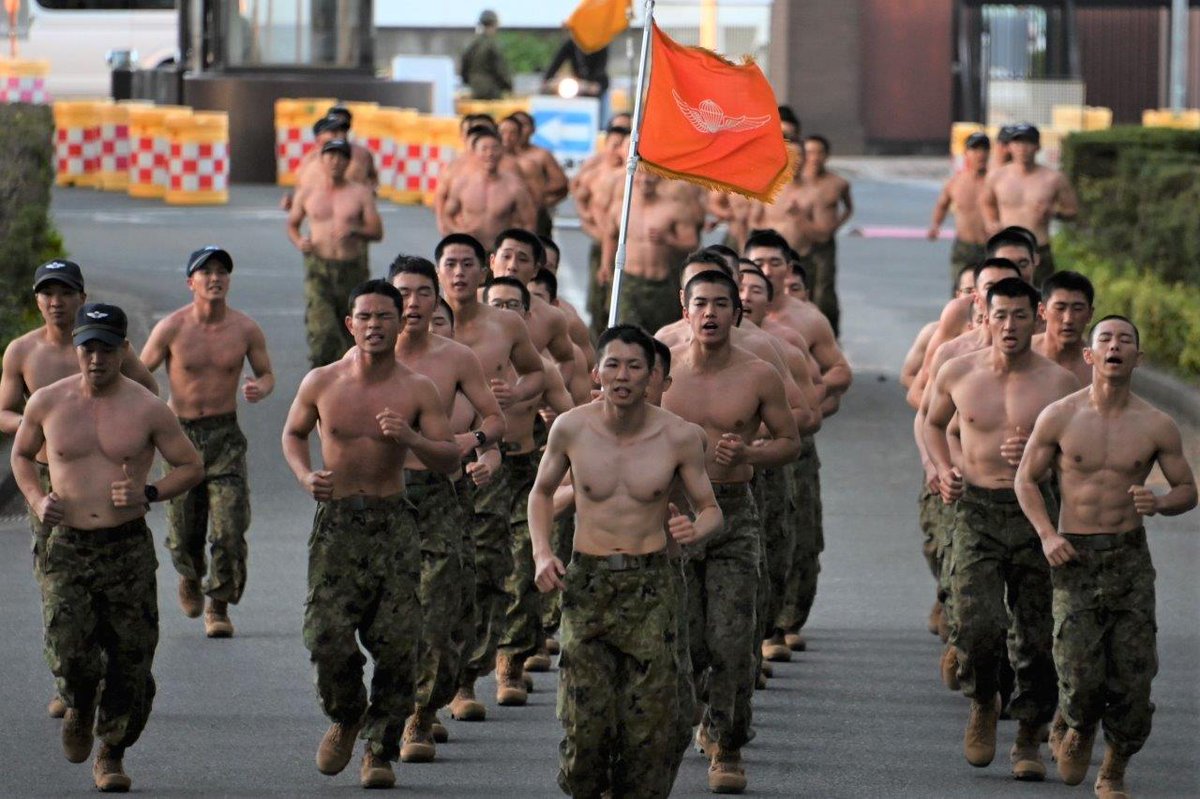 基本降下課程修了者2万人達成】 #第1空挺団 は、12月4日、第