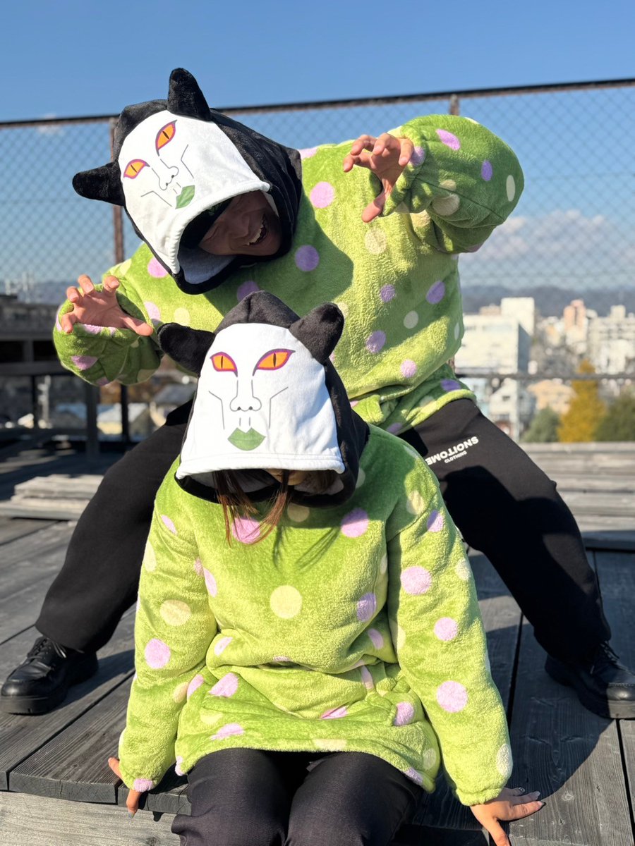 Geq5540bgAAD_ub.jpg?format=jpg