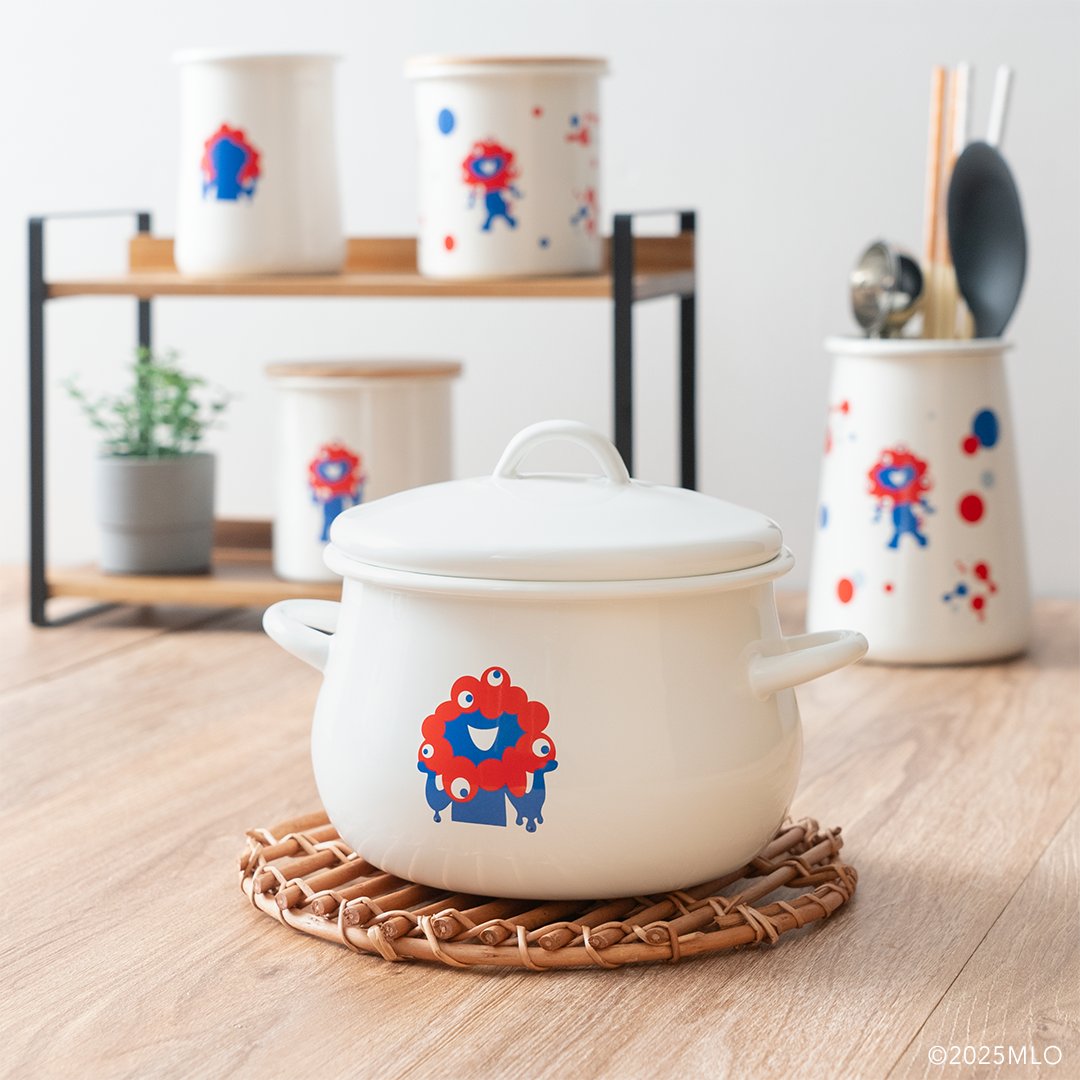 おすすめ商品紹介👜 ￣￣￣￣￣￣￣￣￣ ミャクミャクデザインのポップ