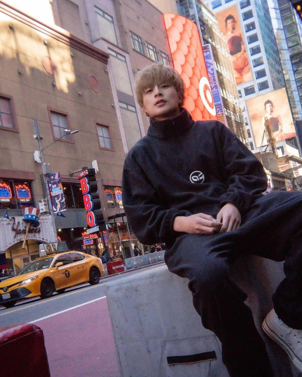 ⠀ ／ #ALANSHIRAHAMA “curious” Merchandise 販売決定‼︎ ＼ 4月28日