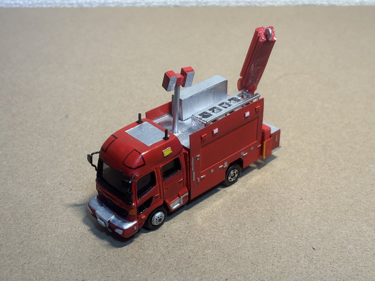 トミカ改造 #トミカ #消防車 今回は久しぶりの改造でしたので、モリタ