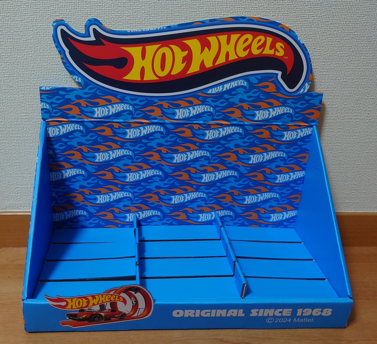 ドンキ限定のホットウィールのディスプレイボックスを組み立てました