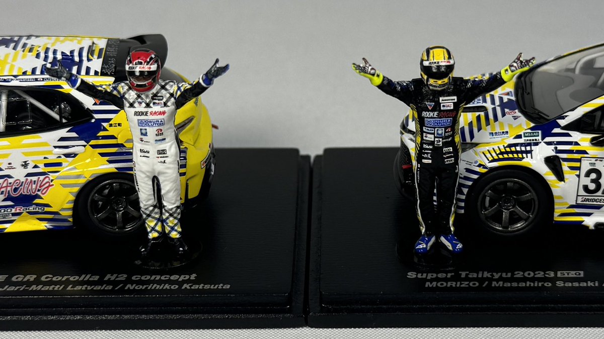 スパーク 1/43 モデルカー ルーキーレーシング GRカローラ スーパー