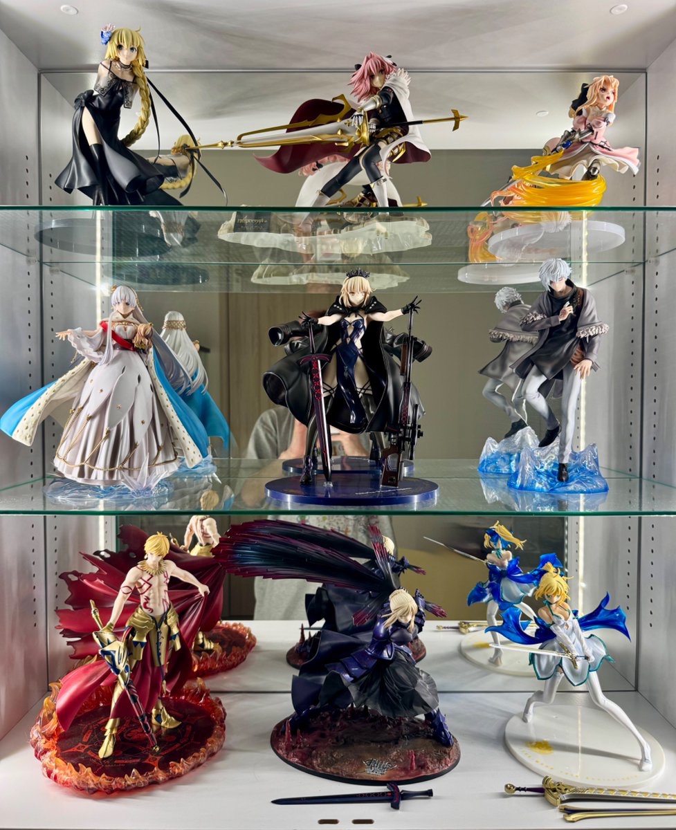 特にお気に入りの棚たち！ 今日作った、パワーちゃん、フリーレンフェ