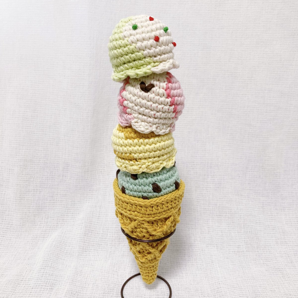 編みたいアイス、人気は「チョコミント」「ポッピングシャワー」「ラブ