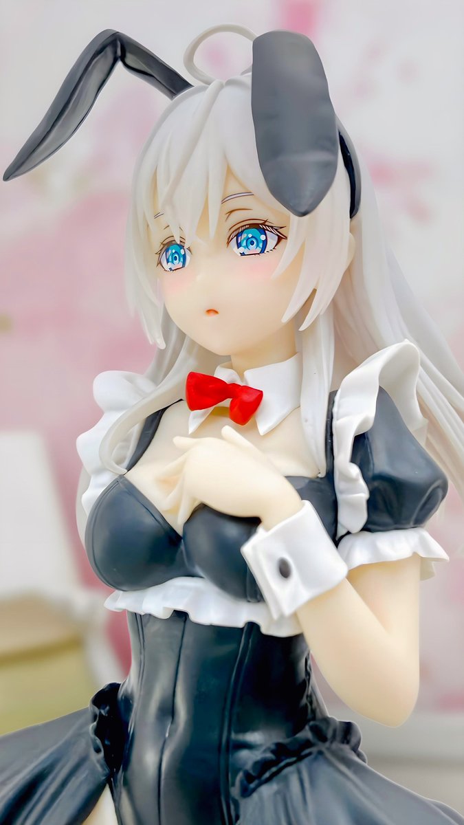 時々ボソッとロシア語でデレる隣のアーリャさん GLITTER&GLAMOURS