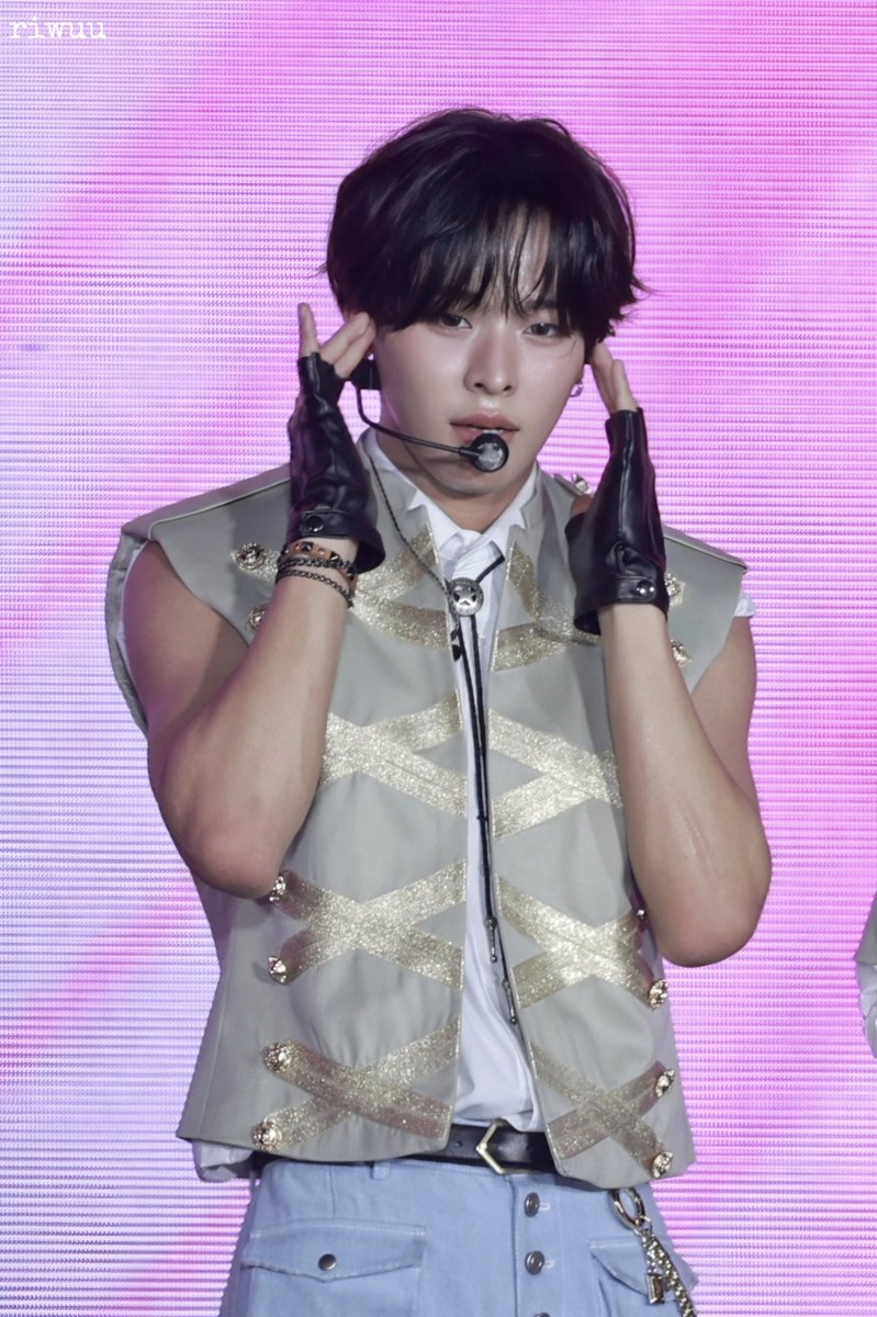 260214 SMT BKK 🎵 I need a big boy…🫠 #RIKU #리쿠 #リク #NCTWISH