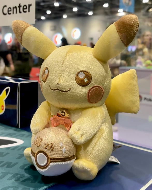 ポケモン30周年】 海外のポケモンセンターで「ぬいぐるみ 30周年記念