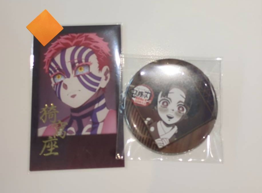 交換 譲渡 鬼滅の刃 ダイニング お楽しみくじ 缶バッジ クリアカード
