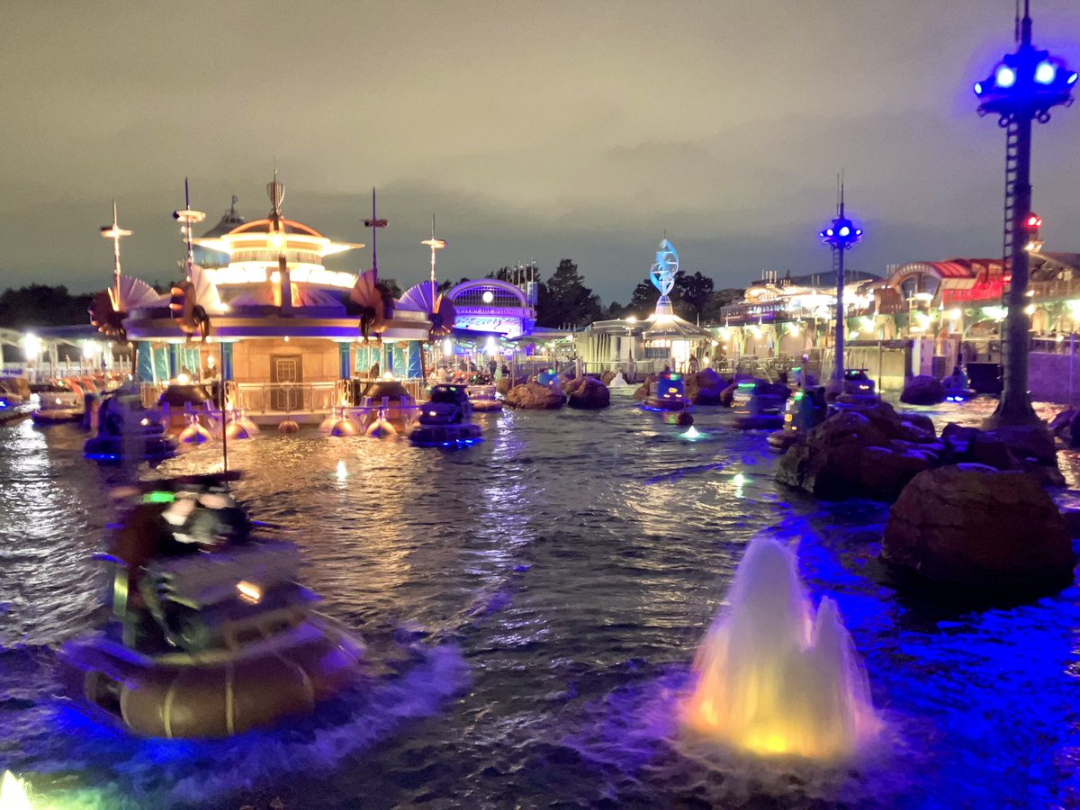 ポートディスカバリーの夜景 やはりアクアトピアの雰囲気は大好きです