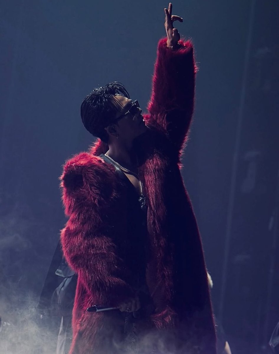 クッション 【NO.1526】OMI(登坂広臣)