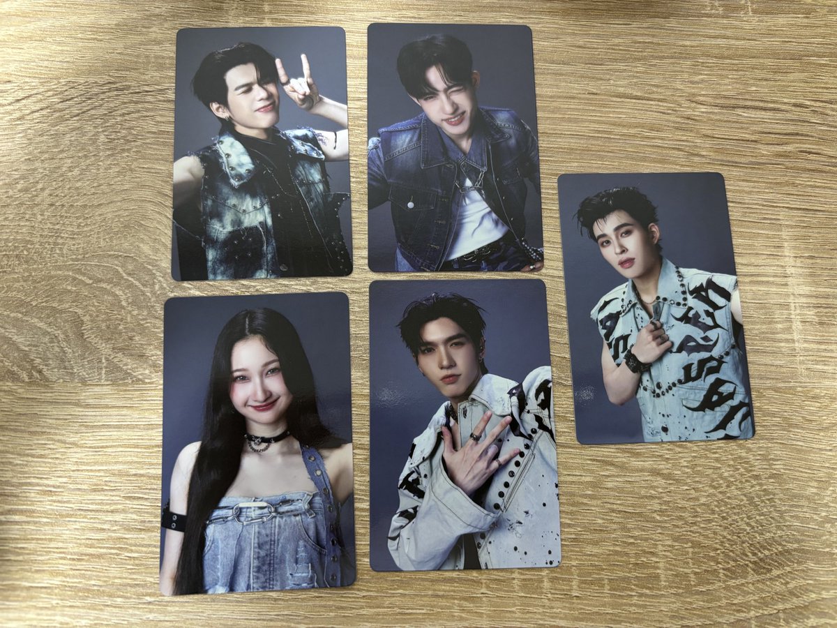 ゆる募】 GFFでトレカ交換してくださる方！ 譲:Tui,Barcode,Felizz