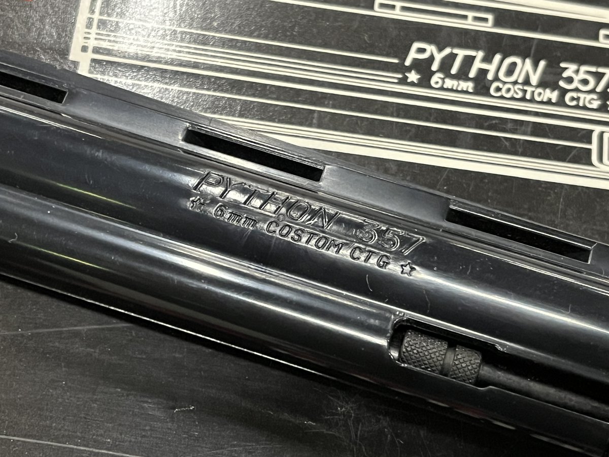 ヨネザワの6mmツヅミ弾仕様ライブカート式エアコッキングガン