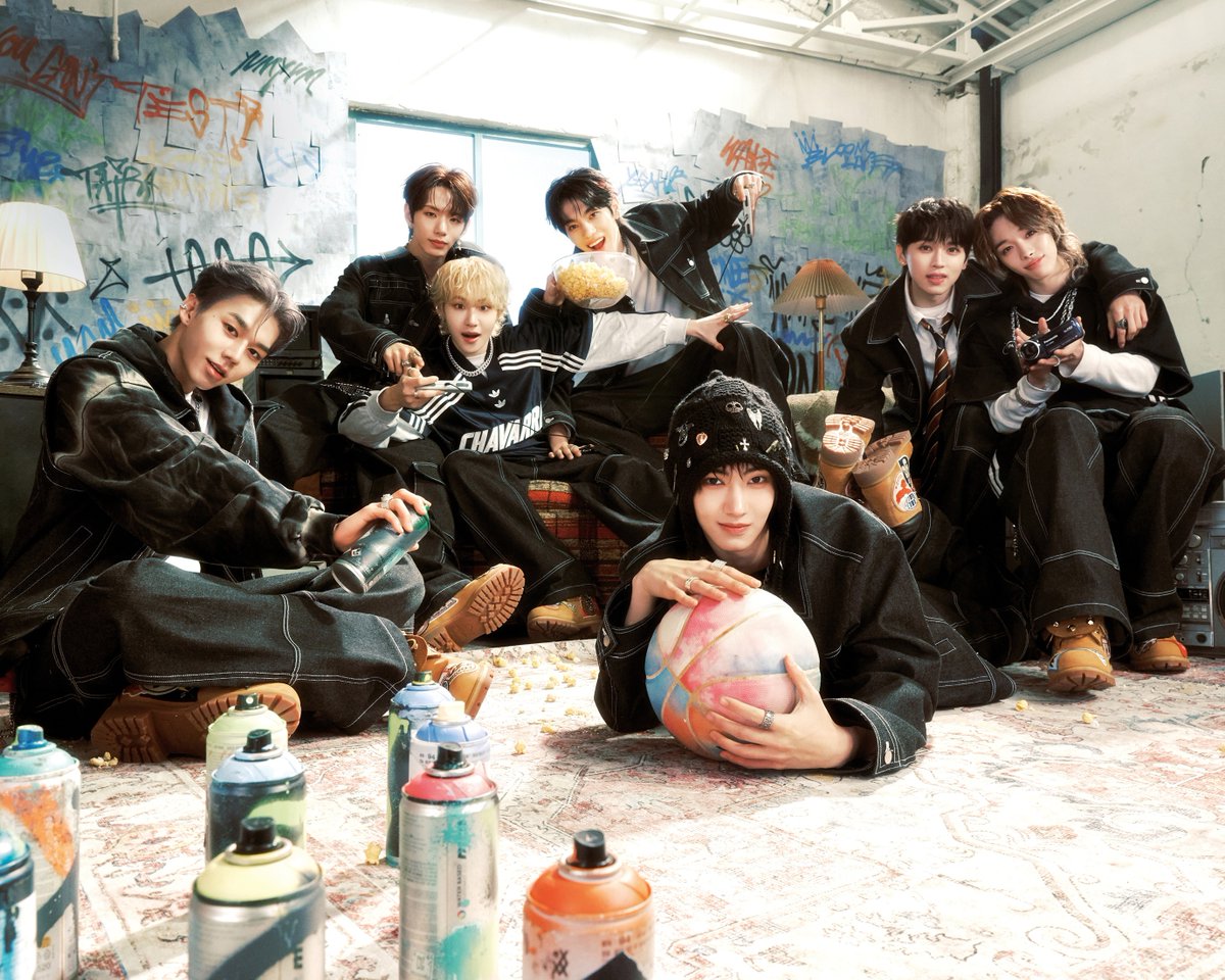 タワ渋kpop】 ／ #TUNEXX 1ST MINI ALBUM『SET BY US ONLY』 発売記念