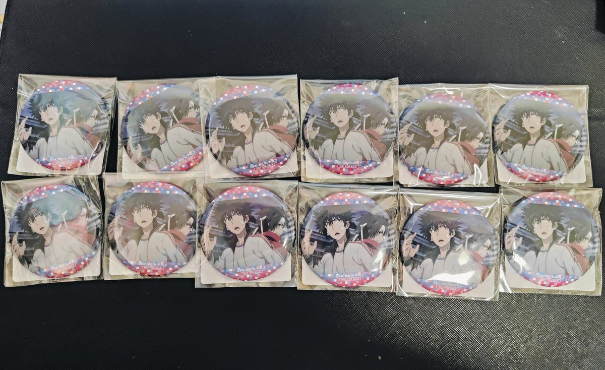 アムニバスのグリッター缶バッジ昨日届きました！ 12Box…力技で上琴と