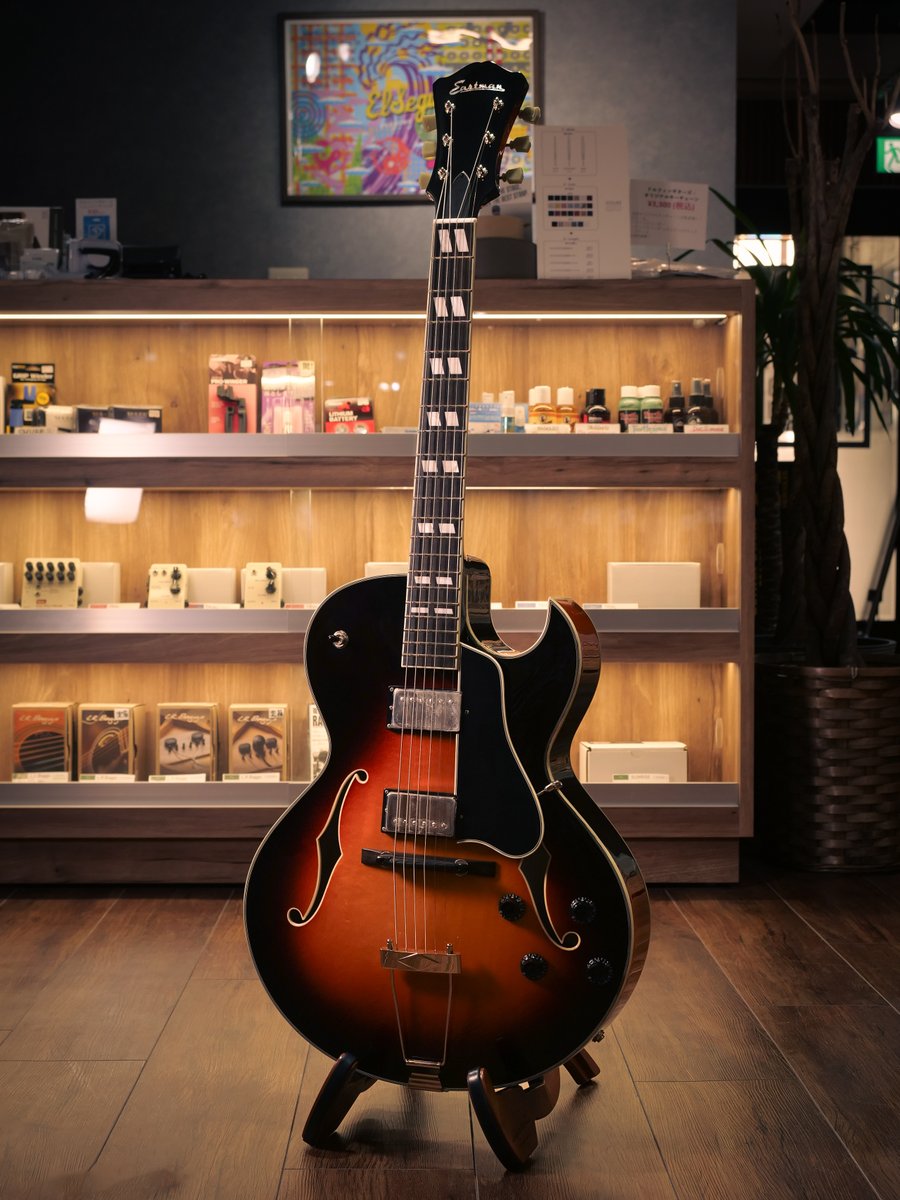 福岡店】Eastman:AR372CE Sunburst 本器は、EASTMANの正統派16インチ