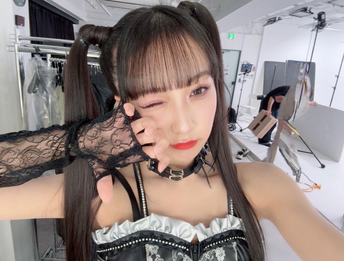 寝る前にデコチェキゲットしてね、、、🥲