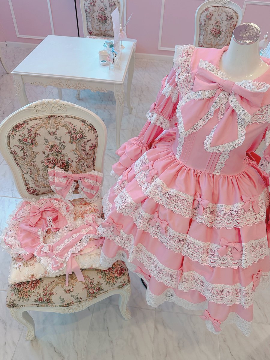 ドレスセットは頭もの3点セットです🩷気分に合わせてお好きなものを🎀