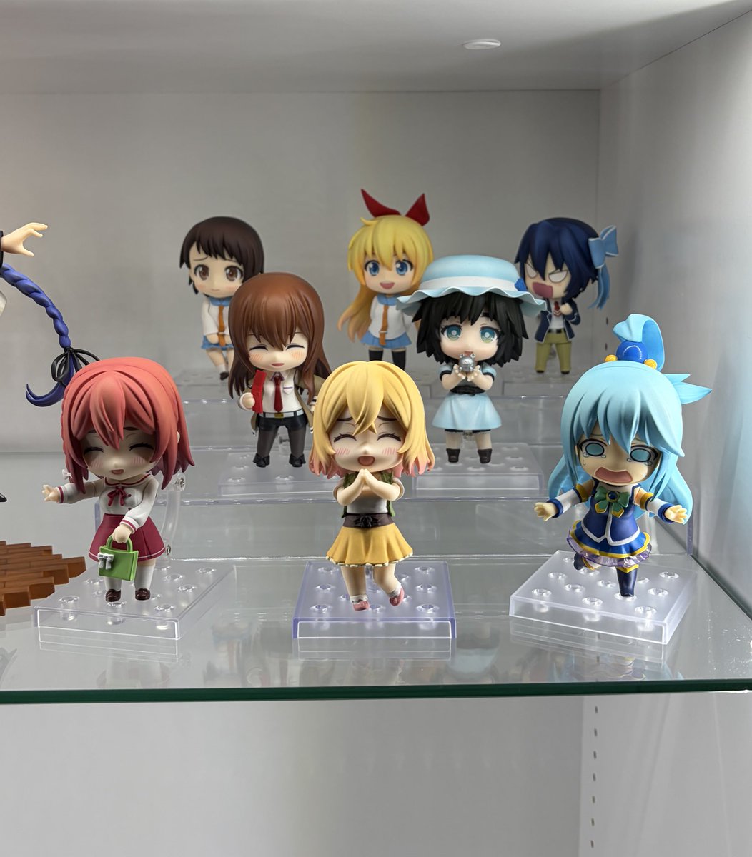 数多のねんどろいどから厳選された精鋭達💪奥からニセコイの3人