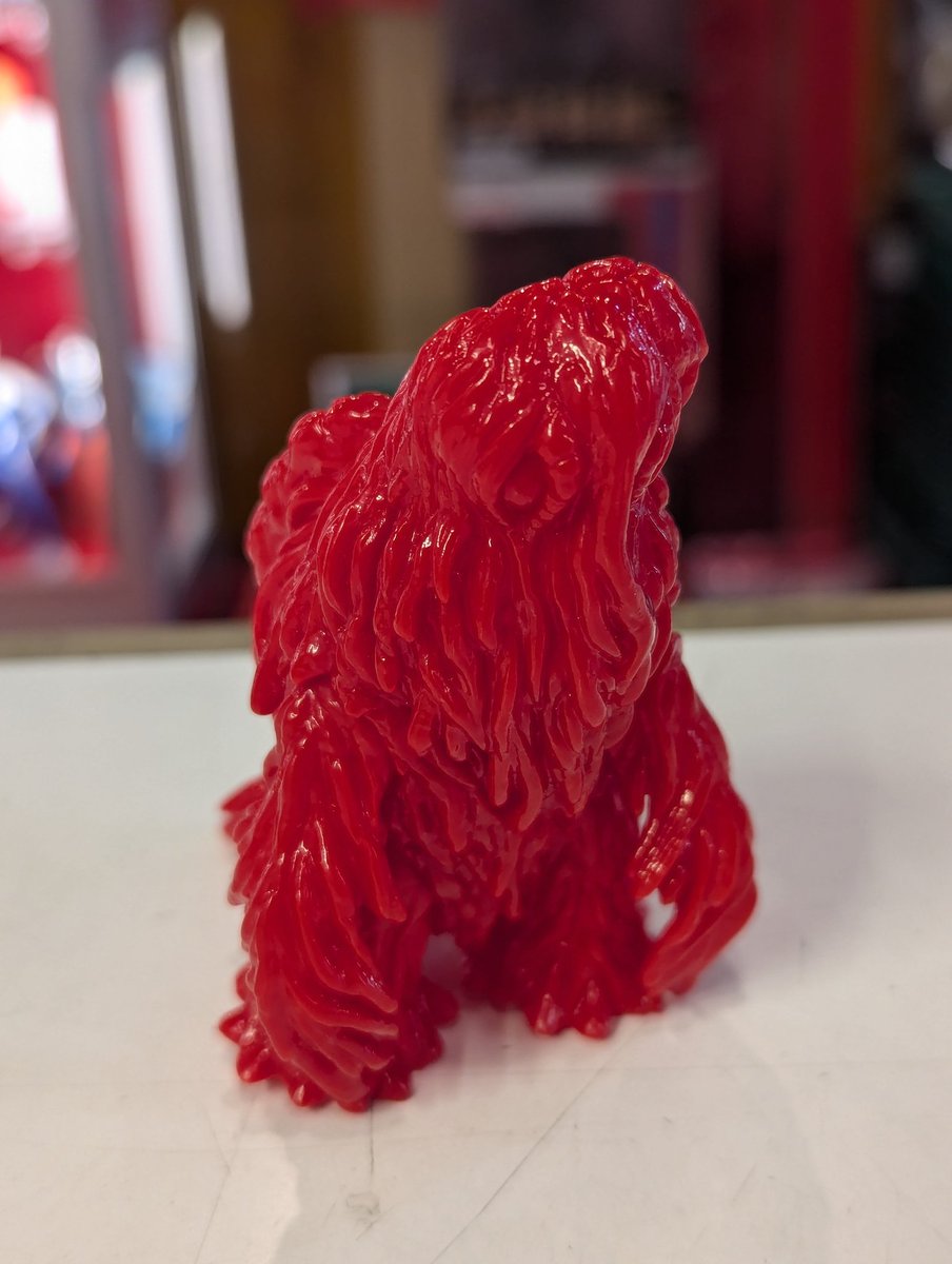 赤も合うよな #まんだらけ #ゴジラ #GODZILLA #ソフビ #sofvi