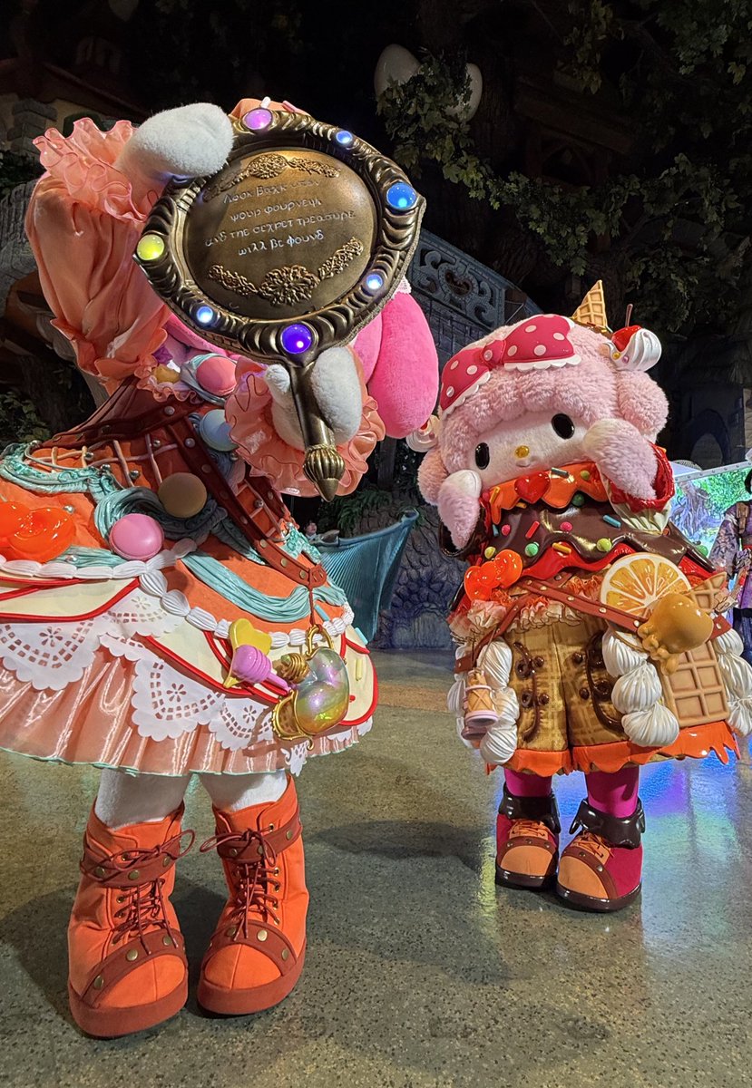 鏡見てるピアノちゃん可愛すぎないか🤣🍦🍫🩷