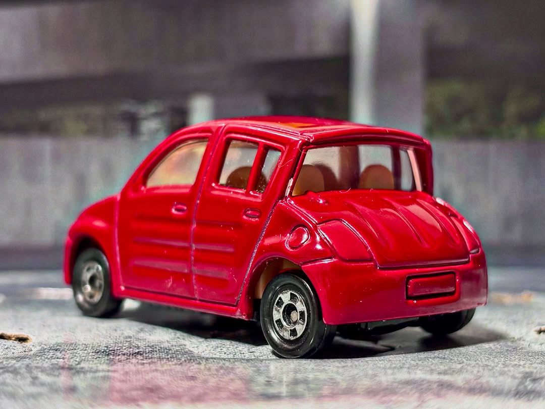 トヨタ・WiLL Vi トミカギフトbB &WiLL Viセット中の一台💁‍♂️ 個性