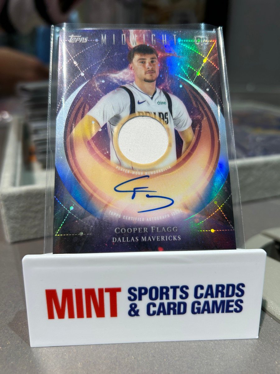 お客様の店内開封にて NBA 2025-26 TOPPS MIDNIGHT BASKETBALL🏀より