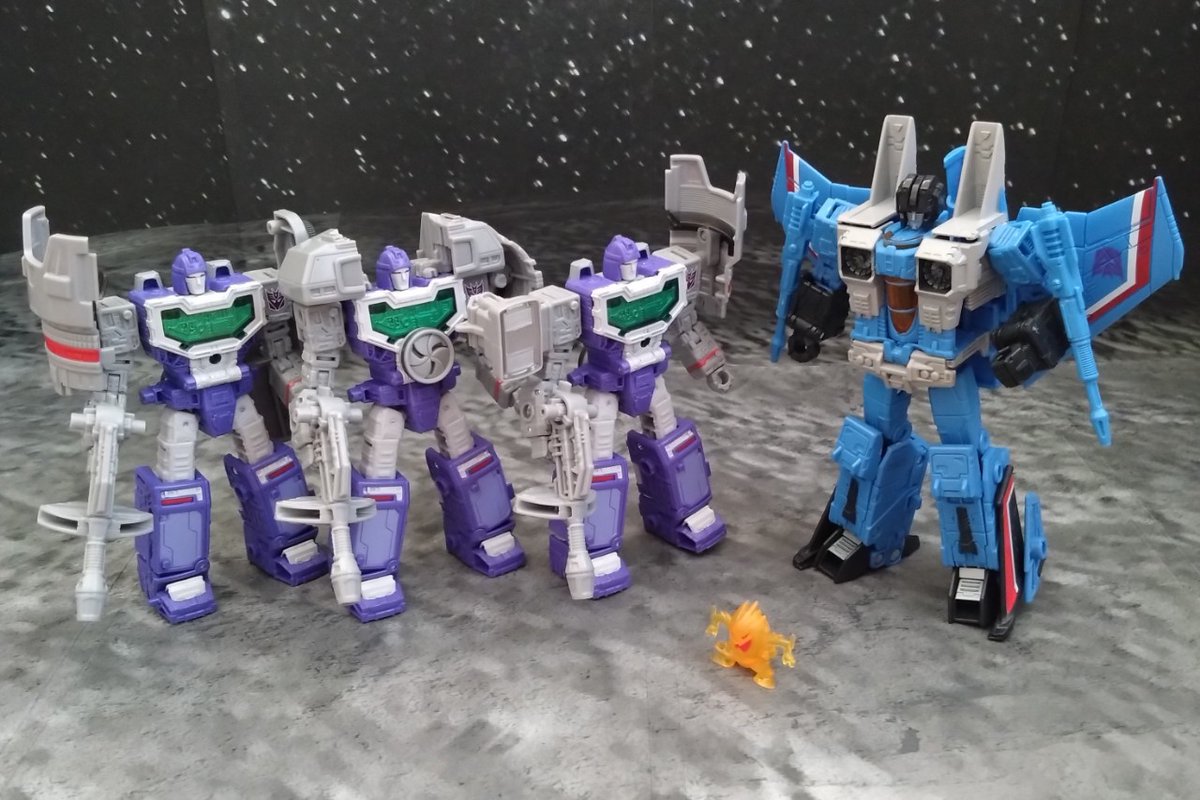 ディセプティコンズpert1開封 リフレクター＆サンダークラッカー