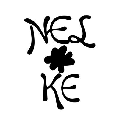 NELKEの定番Tシャツとお揃いデザインの パーカーできました➿!! これ一