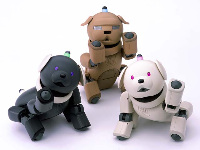 ソニー、Bluetoothを搭載し、文字で会話ができる新型AIBO