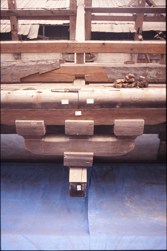 唐招提寺金堂の修復その3 : 日日日影新聞 (nichi nichi hikage shinbun)