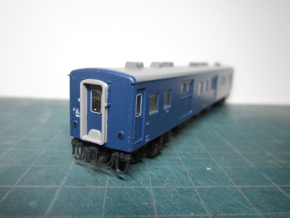 KATO マニ50を両エンドテールライト点灯させよう その2 : 動力車操縦