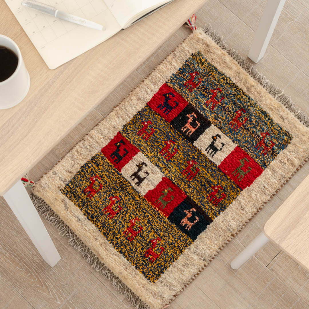 ギャッベ ペルシャ手織り絨毯 玄関マット 44×61cm – Persiadirect