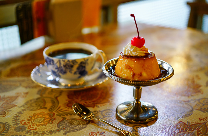 レトロでかわいい昔ながらの“固めプリン”が大人気！ | PINTO