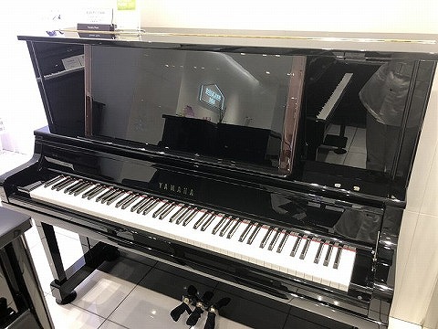 中古》UX300 ヤマハアップライトピアノ | ご成約済み商品 | 大阪・本町