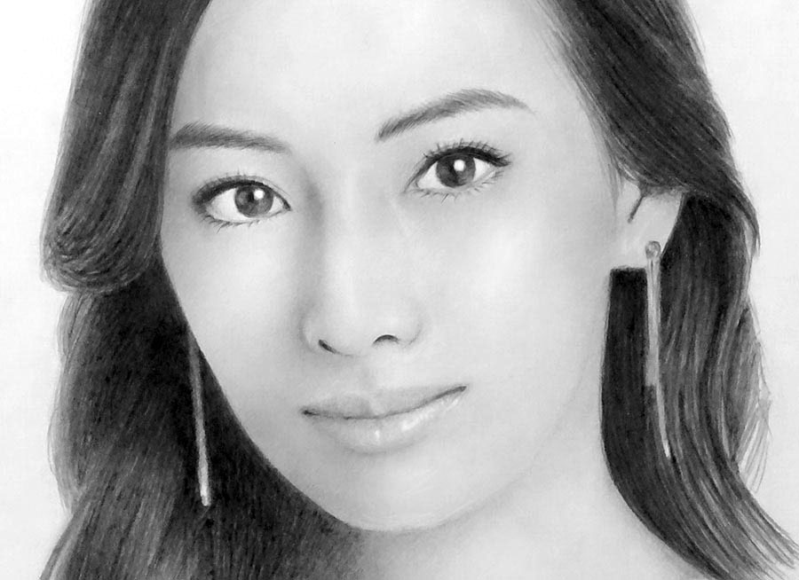 初心者おじさんが挑戦！苦手な美人女性の人物画を鉛筆で描くコツと