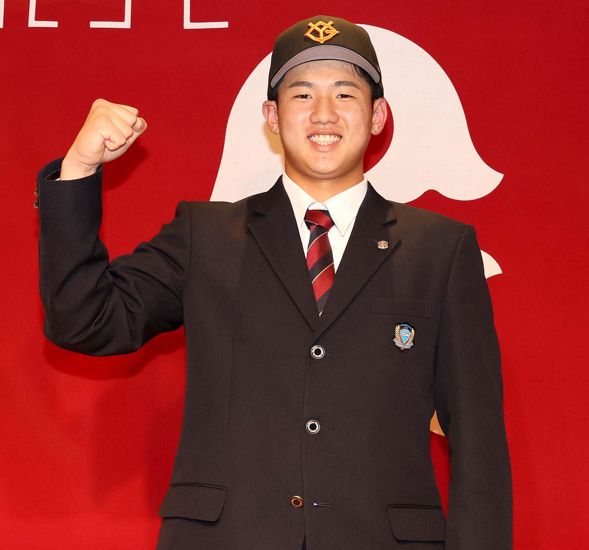 ドラフト1位指名・石塚裕惺選手が仮契約「目標は1年目で初安打