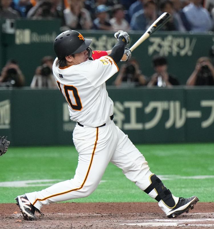 甲斐 拓也 | 選手情報 | 読売ジャイアンツ（巨人軍）公式サイト