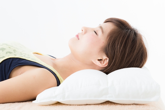 睡眠美容”を叶えてくれる、ビューティ枕「Cure:Re(キュアレ)」の最高峰