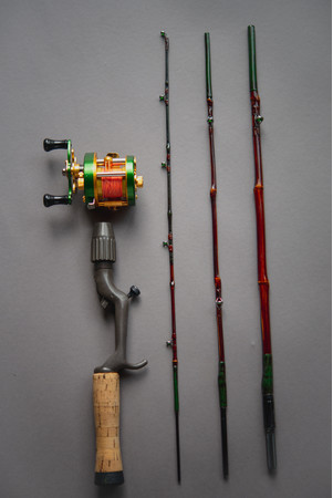 日本の伝統釣具「和竿」ブランド「WAZAO-IPPON」にて、和竿の世界観を