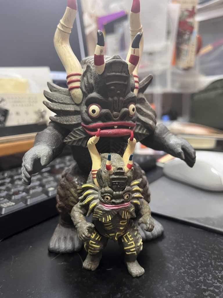 カプセル怪獣勢ぞろい - ワンゲル地蔵堂だより～DIARY～