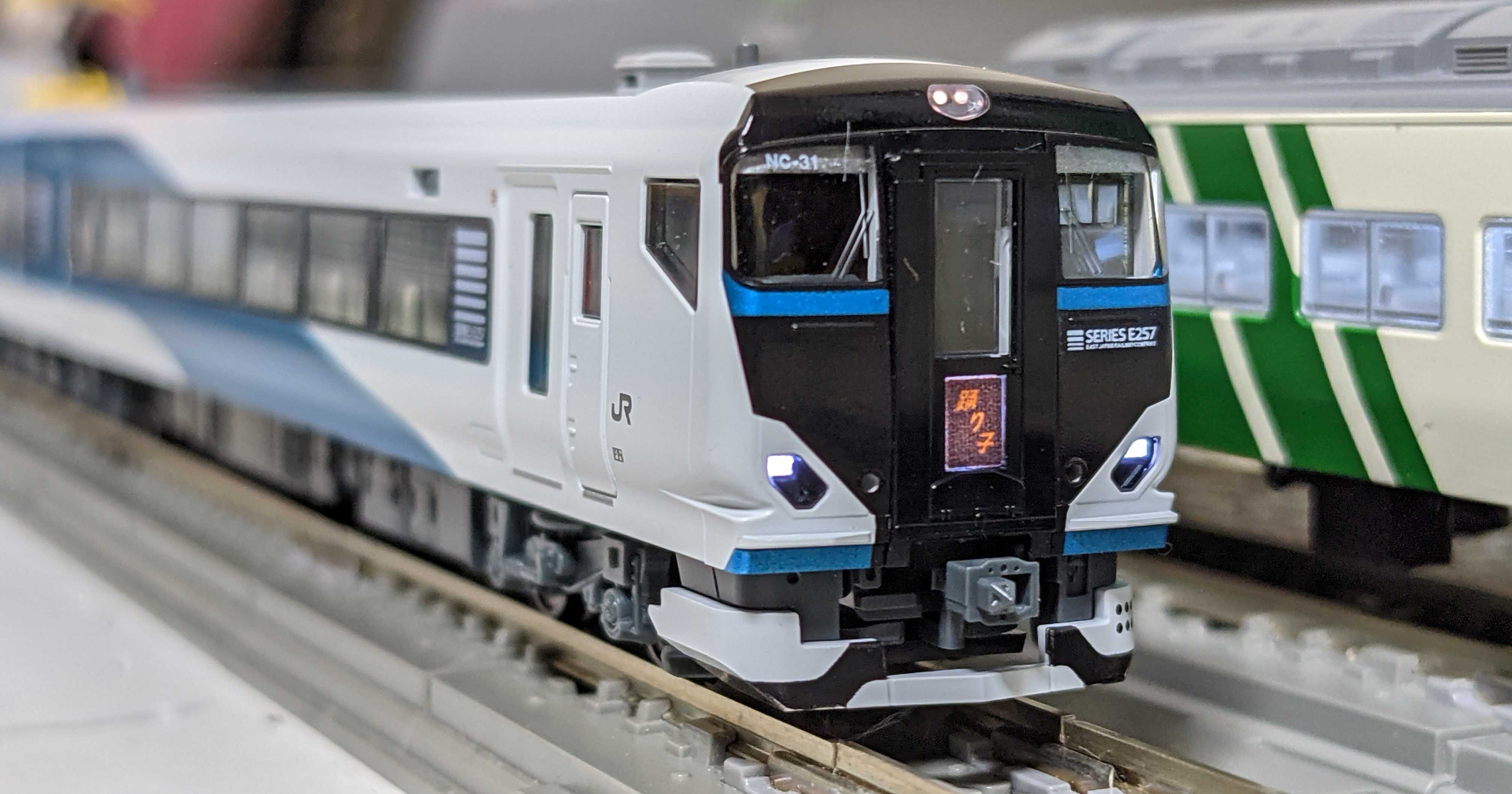 🔴入線 kato 10-1614 E257系2500番台 [踊り子] 5両ｾｯﾄ NC-31編成