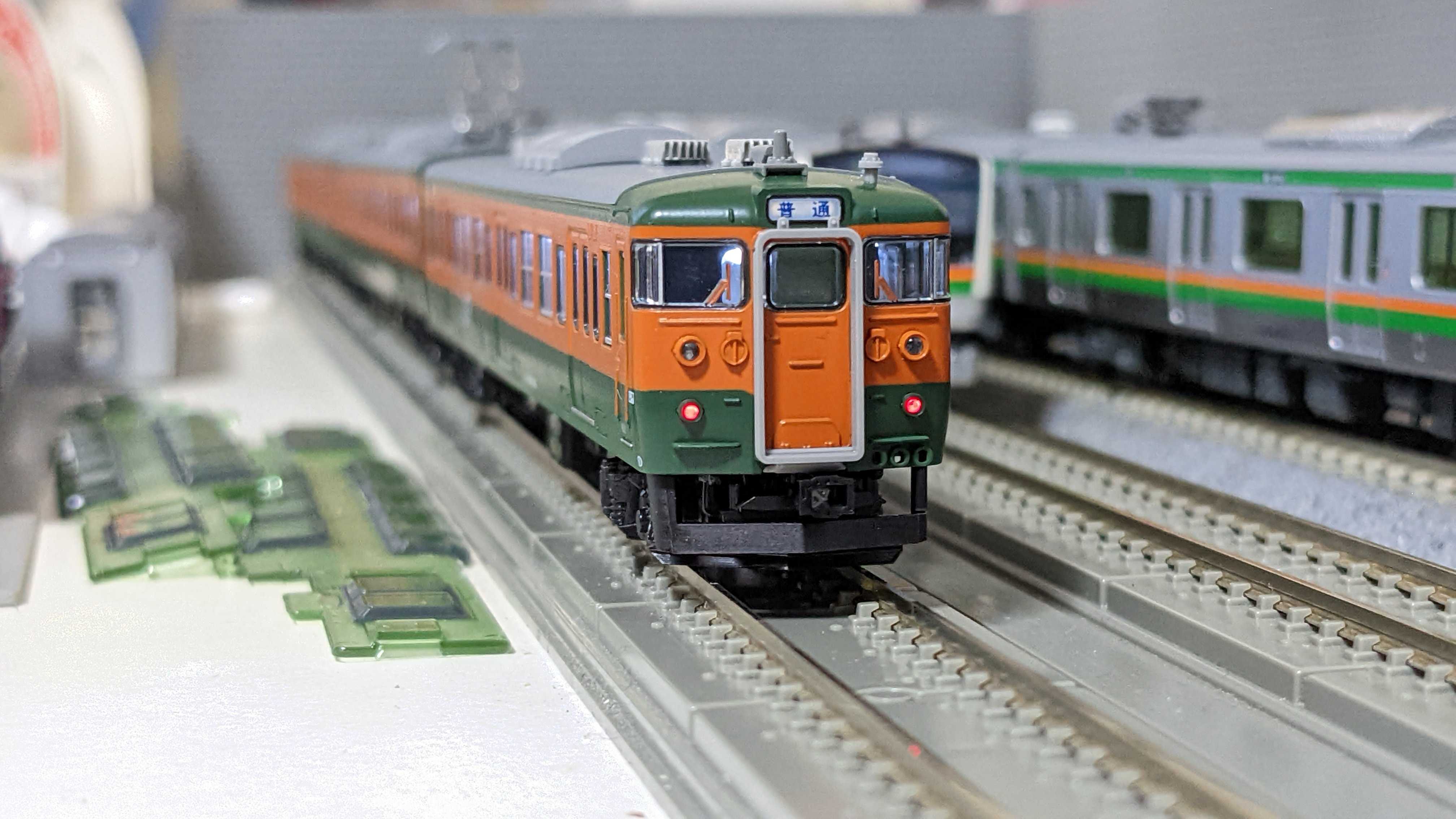 🔵 kato 10-1483 115系1000番台 湘南色 JR仕様 機器更新ｽﾛｯﾄﾚｽﾓｰﾀｰ化