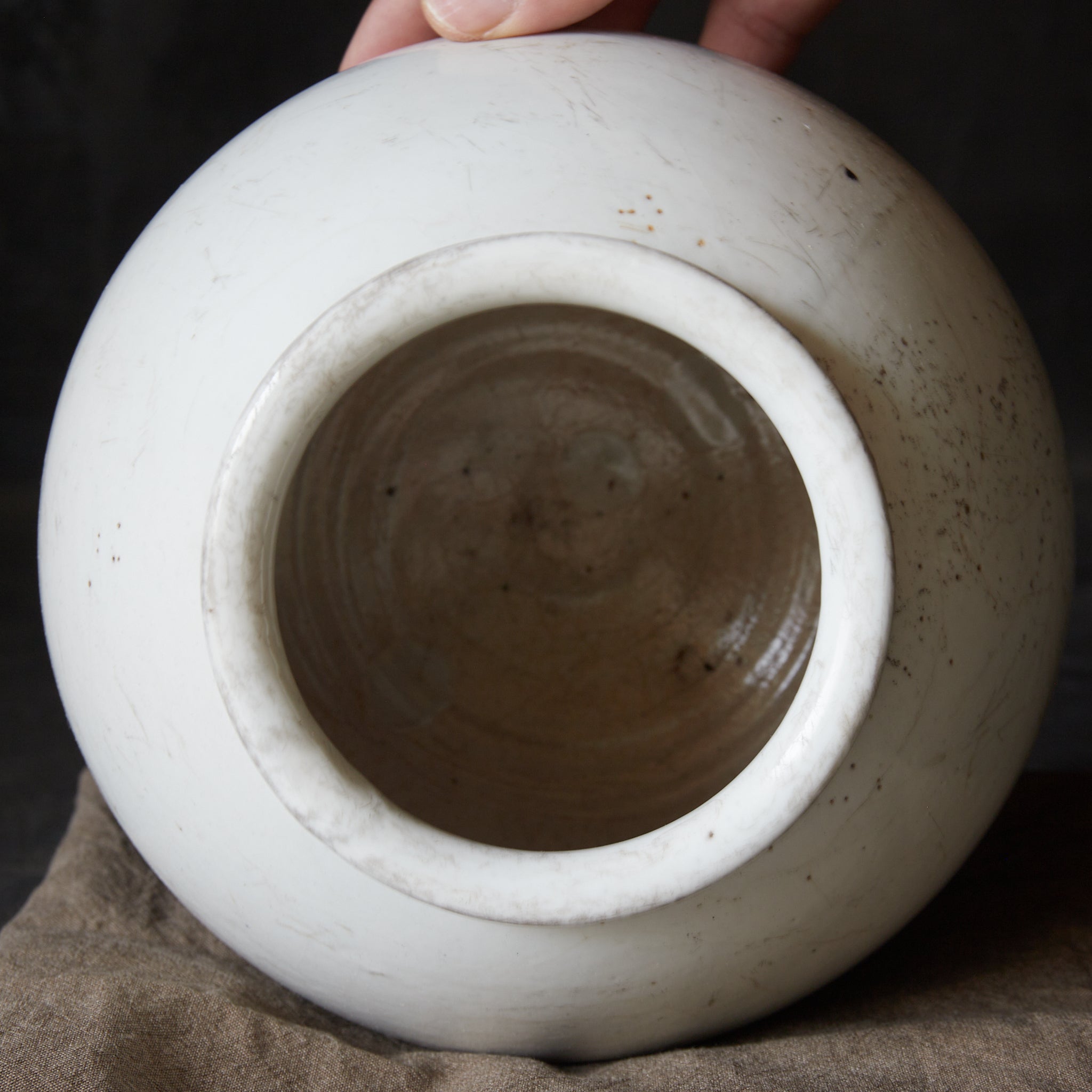 朝鮮美術 李朝 高麗白磁 壷 C R8595 朝鮮美術 李朝 高麗白磁 壷 C