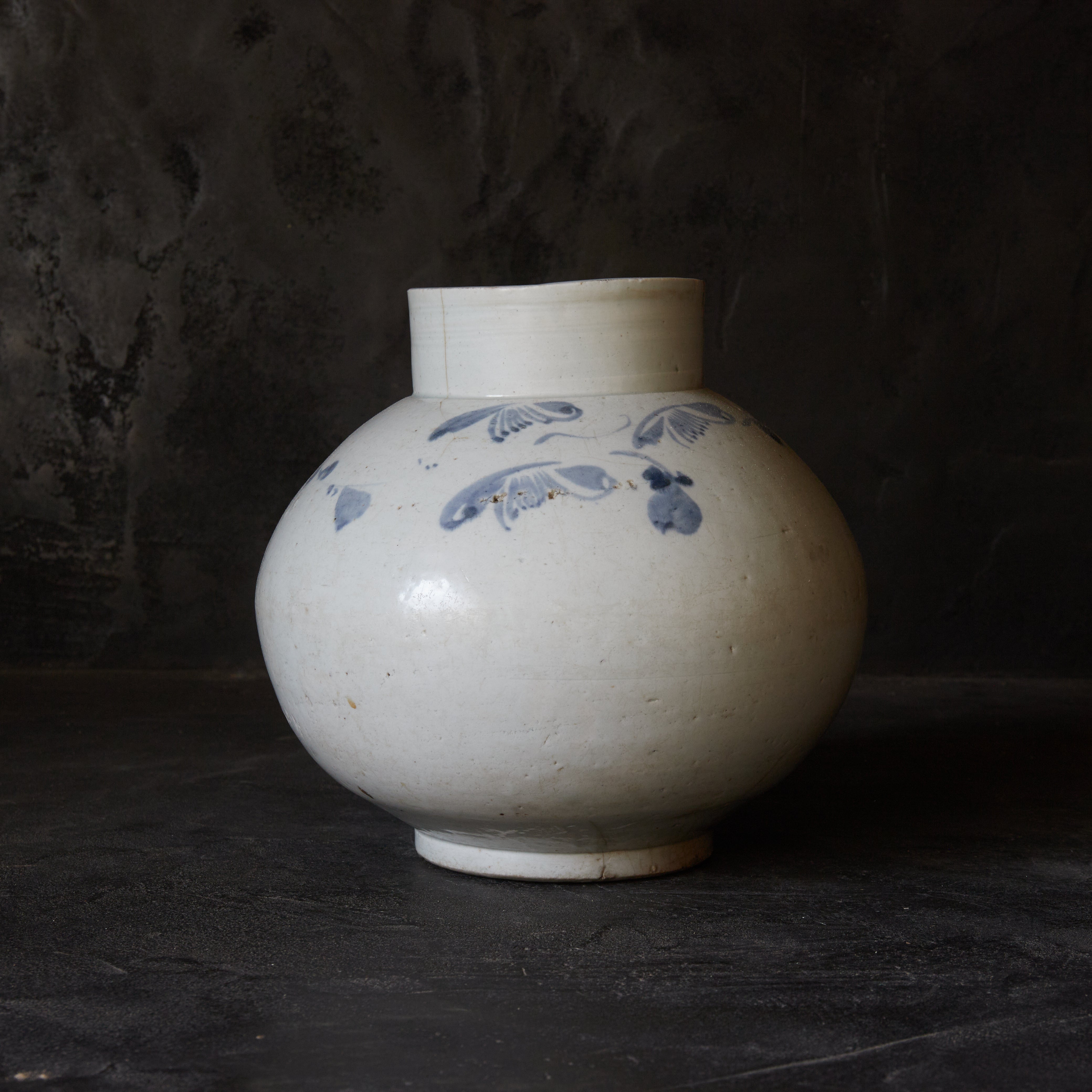 李朝 白磁青花草文壺（1392–1897CE） | 入蘆花（ロカニイル）