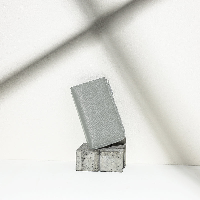 L字型ファスナーロングウォレット(アイスグレー×ネイビー) – recomma