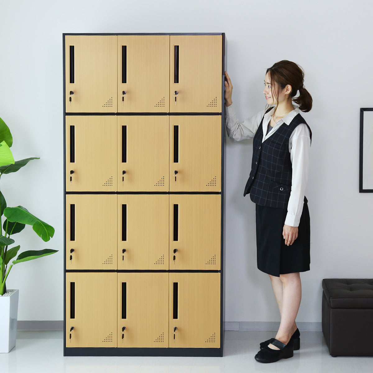 木目調ロッカー ゴートン12扉 – remembrance-doris