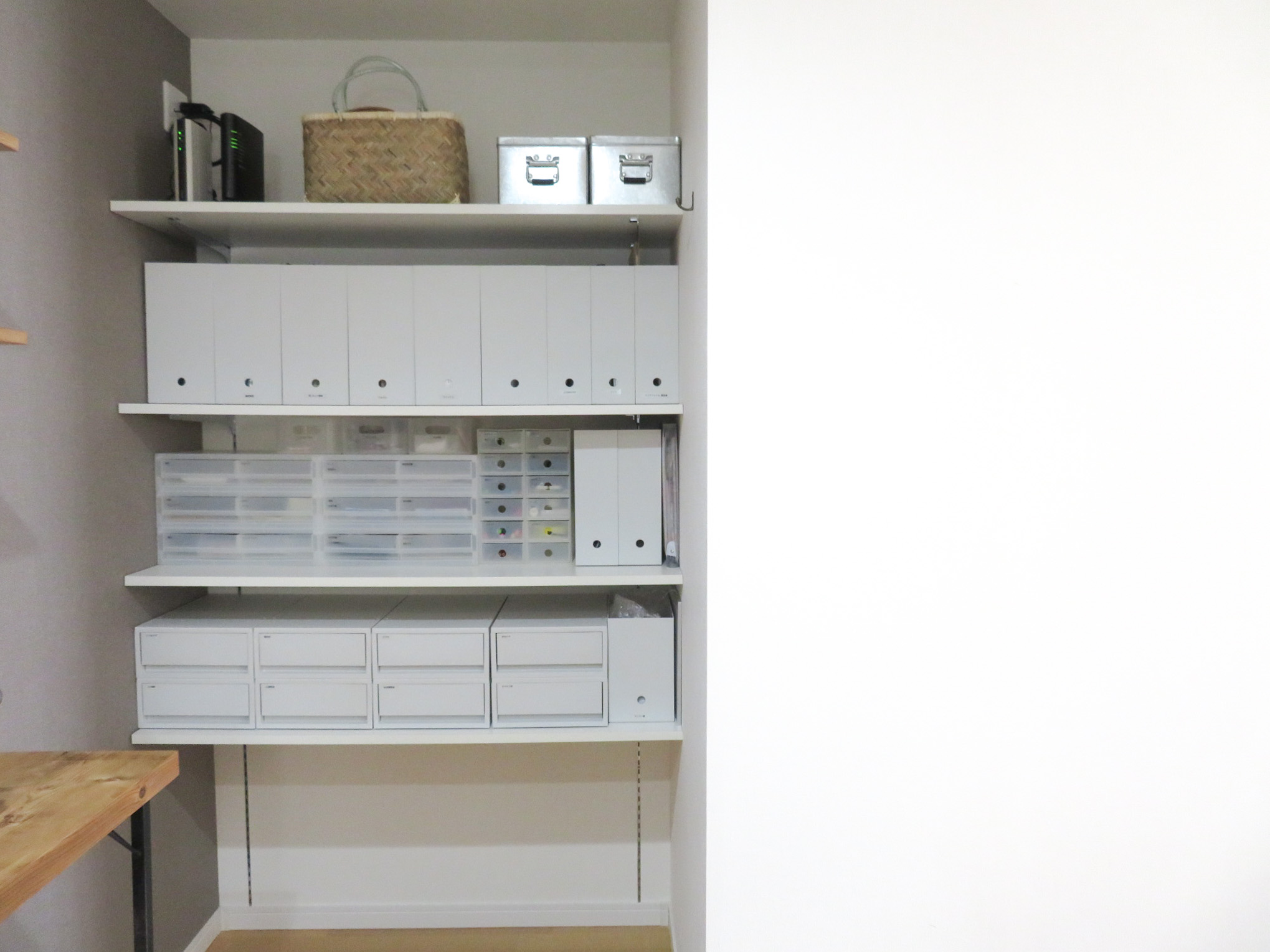 可動棚を使いこなす！リビングの整理収納の5つのコツ - RE -アールイー-