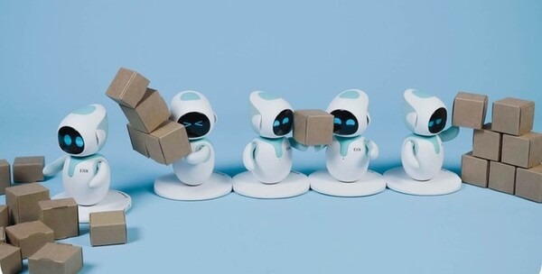 卓上型ロボット「Eilik」が Kickstarterに登場 4つの感情を持つ