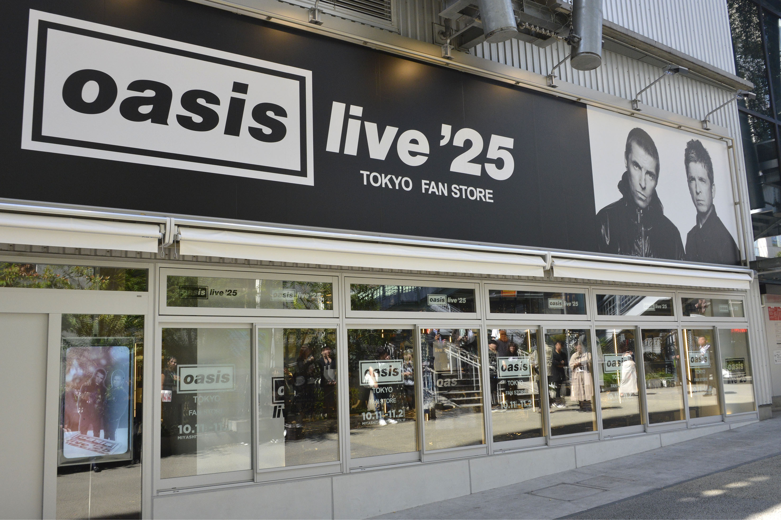 日本初のオアシス公式ポップアップショップ「Oasis Live '25 Tokyo Fan